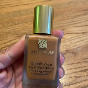 Estée Lauder Double Wear Foundation 5N2